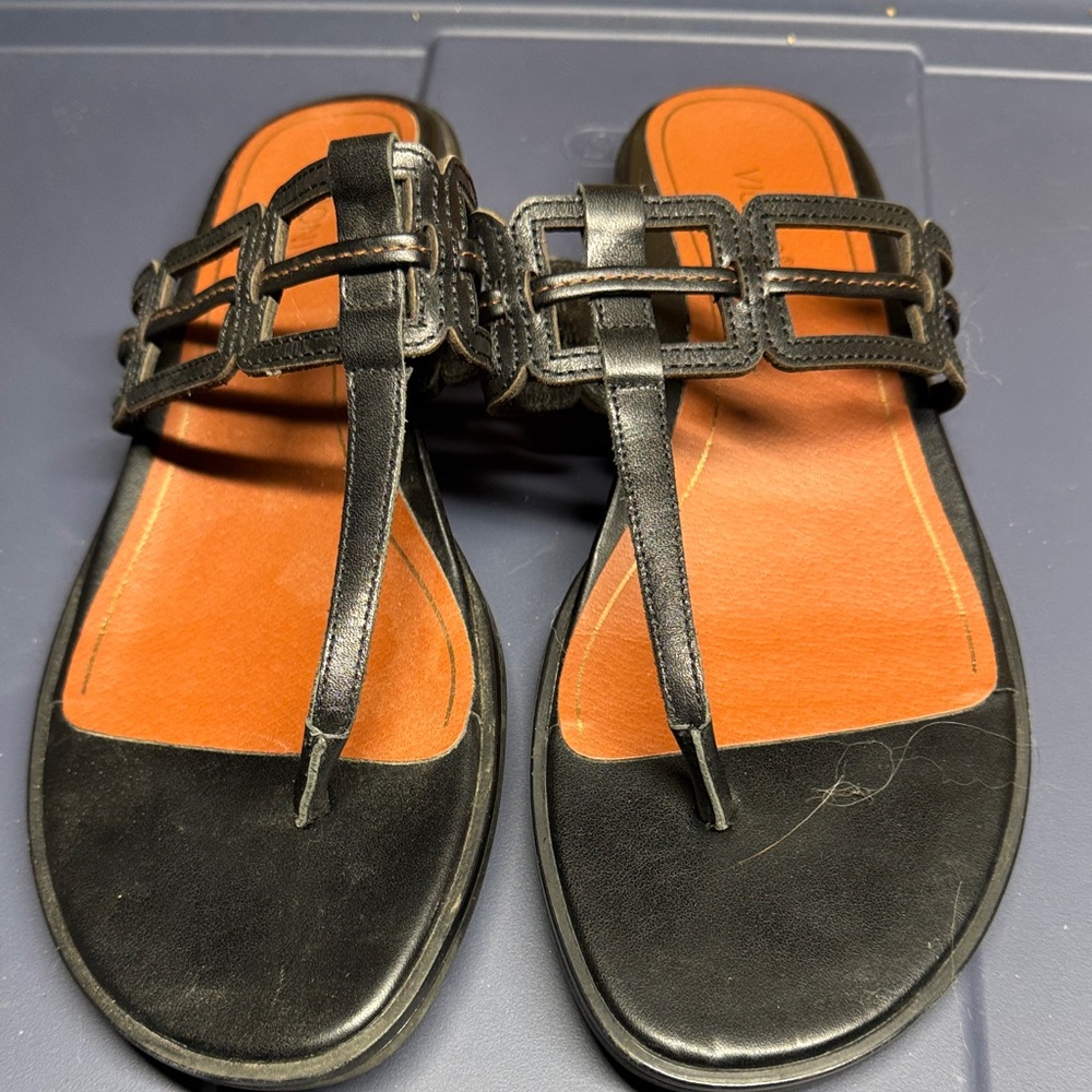 Vionic Black and Tan Women's Sandals
